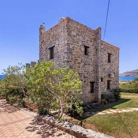 Traditional Stone House By The Sea... Kapetanianá Exterior foto